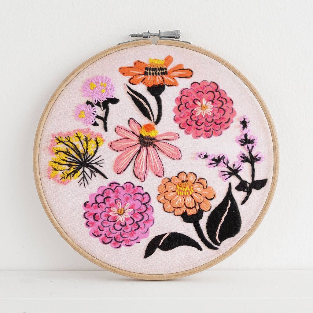 Antiquaria - Zinnia Sampler Premium Embroidery Kit, 6 inch